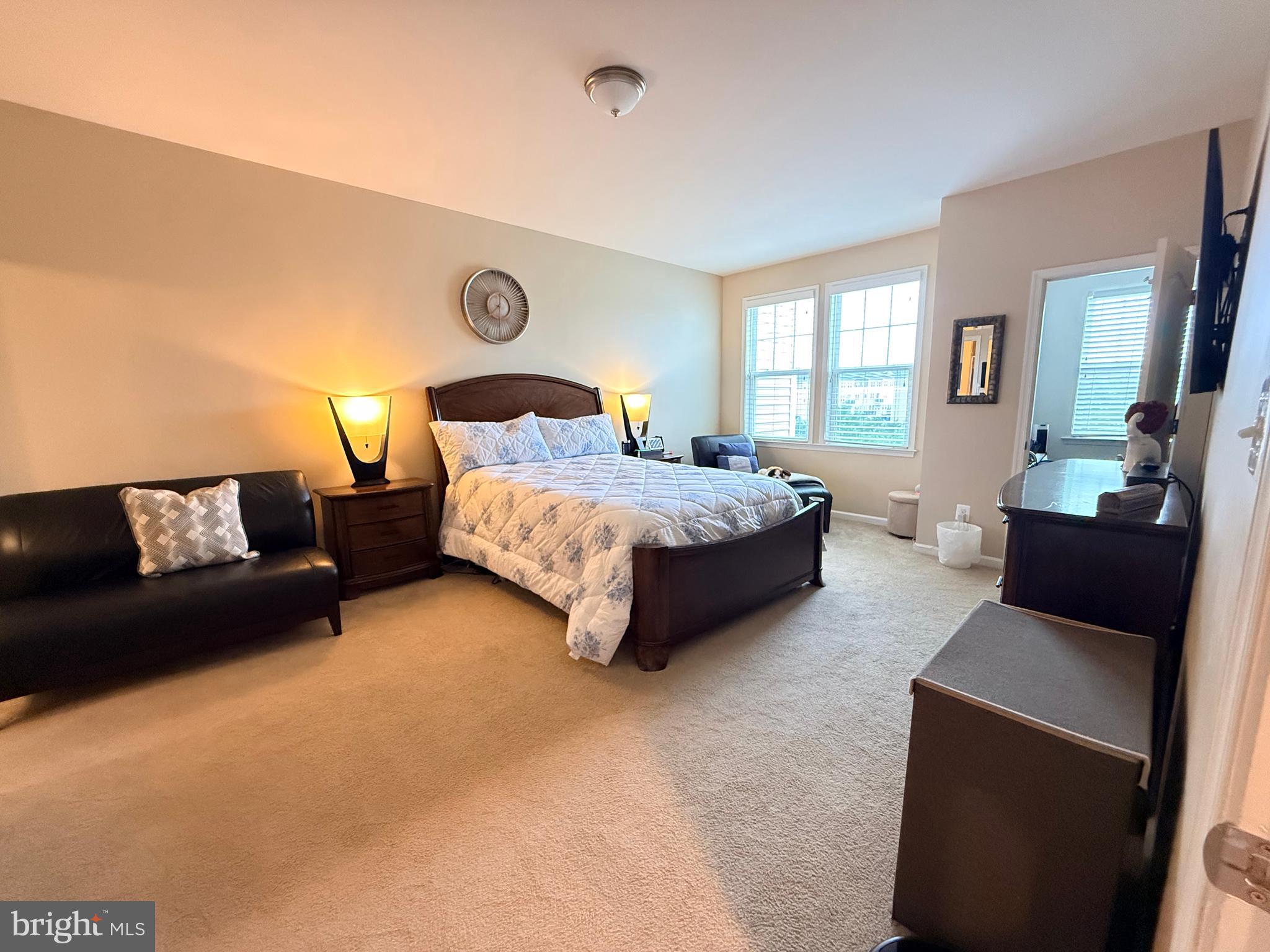 STONE RIDGE LANDBAY 5R - Residential