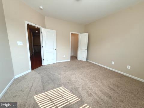 STONE RIDGE LANDBAY 5R - Residential