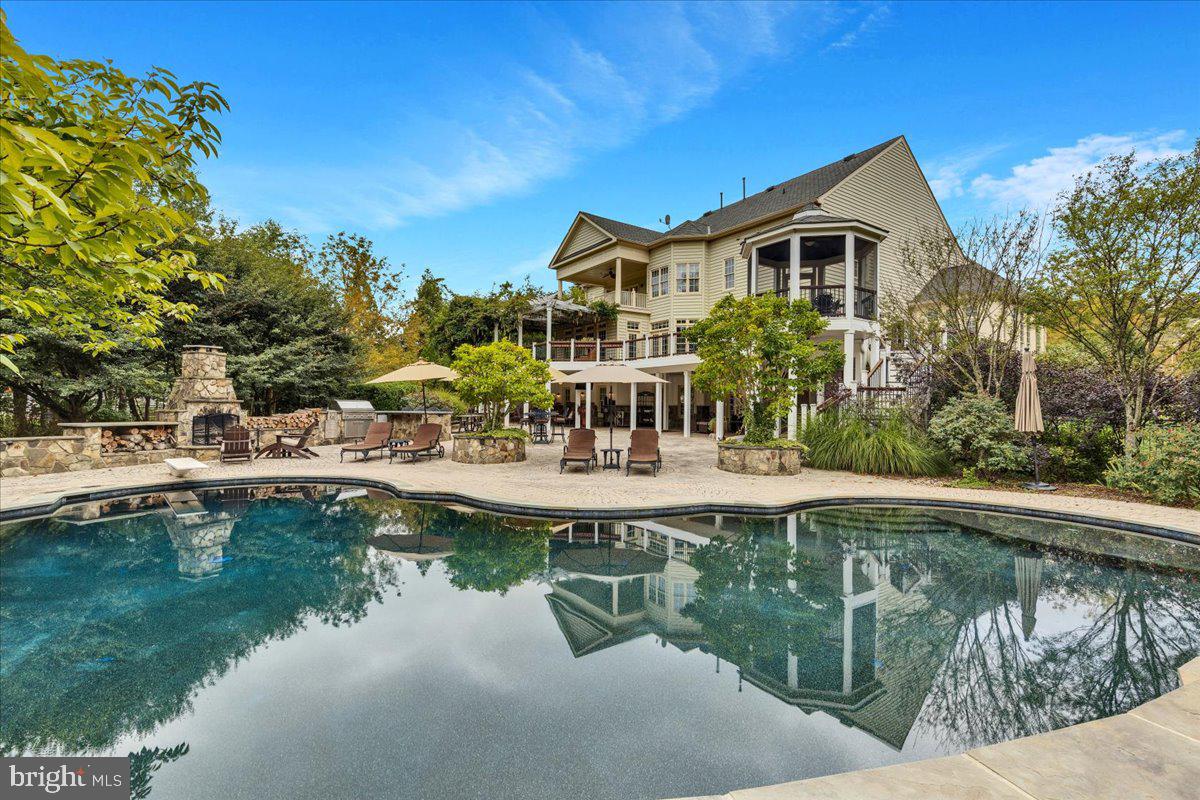 CEDAR CREST - Residential