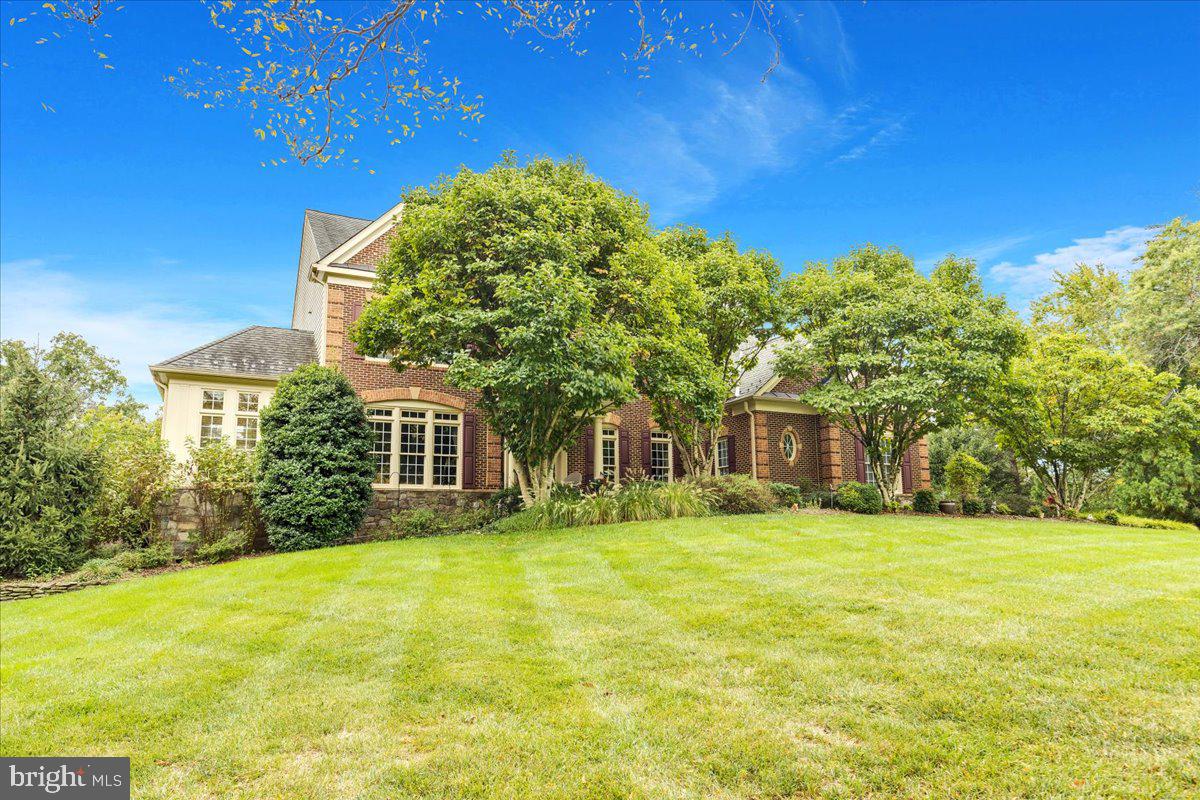 CEDAR CREST - Residential