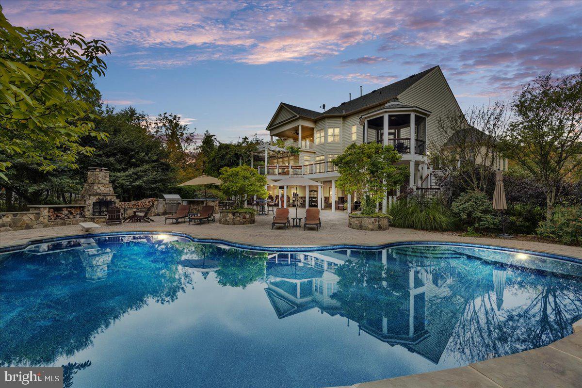 CEDAR CREST - Residential