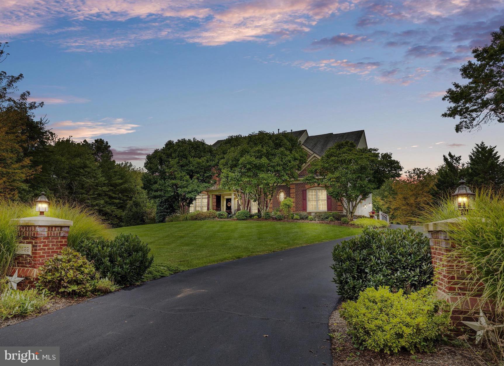 CEDAR CREST - Residential