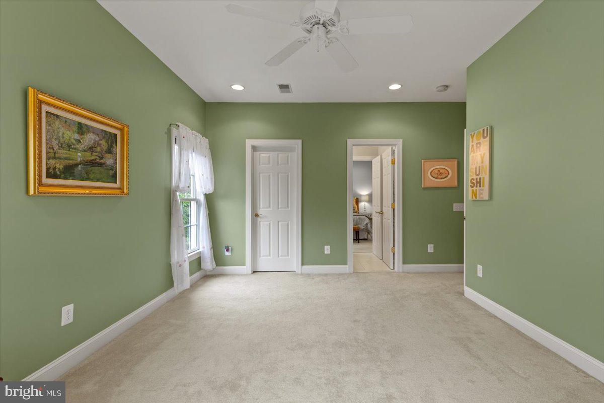 CEDAR CREST - Residential