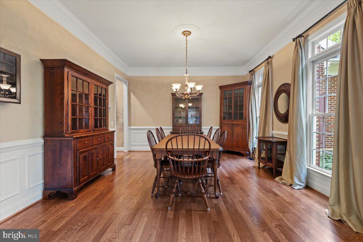 CEDAR CREST - Residential