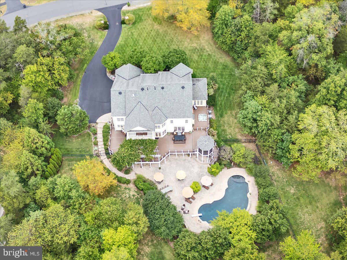 CEDAR CREST - Residential