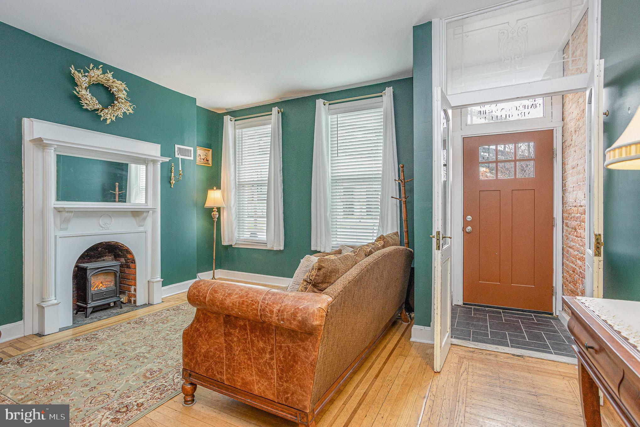 RIDGELY'S DELIGHT - Residential