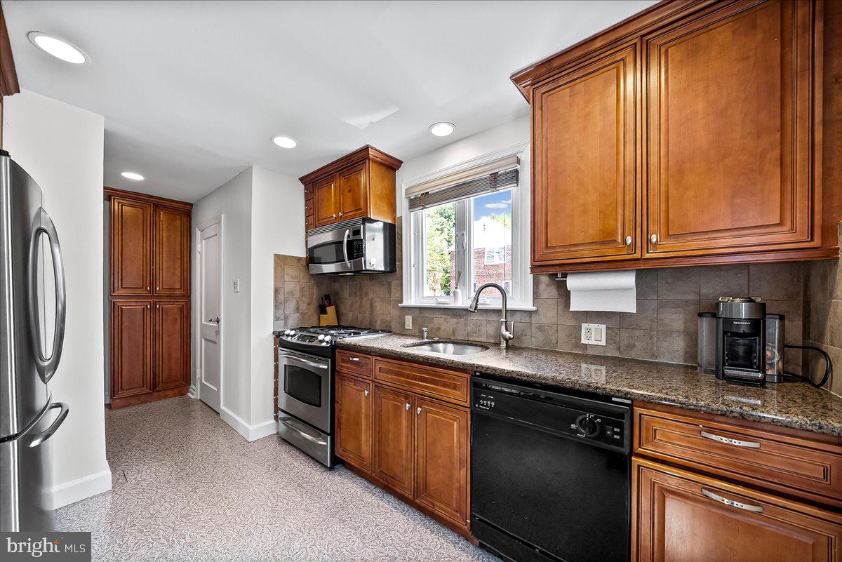 PENN WYNNE - Residential