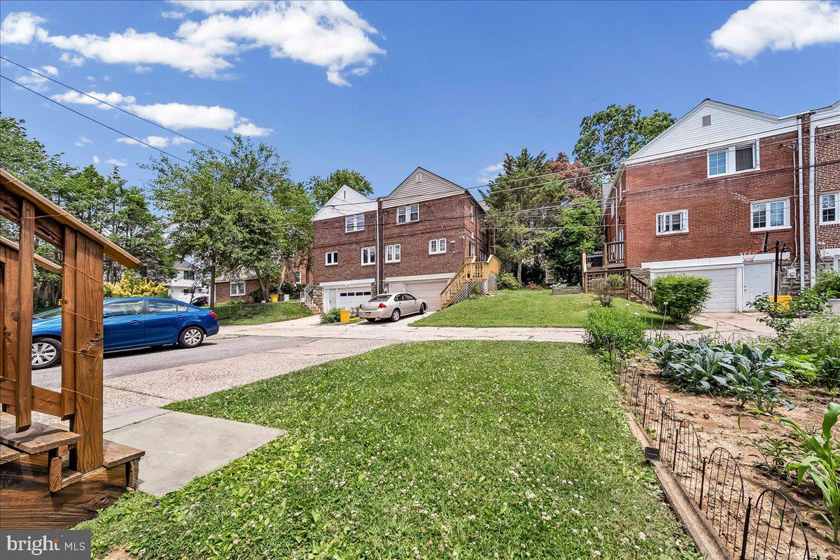 PENN WYNNE - Residential
