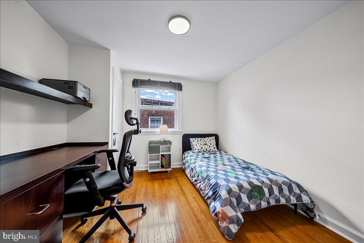 PENN WYNNE - Residential