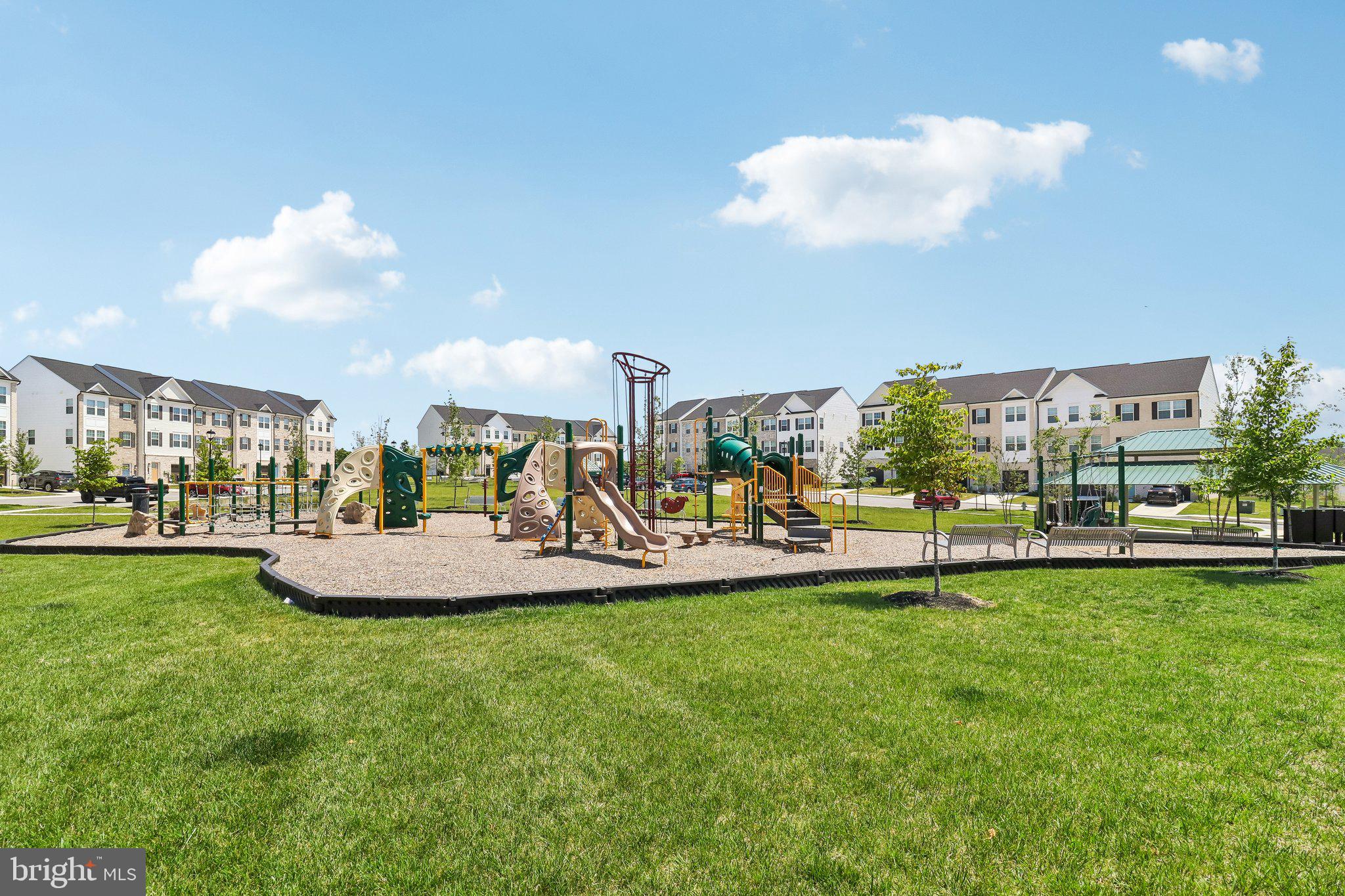 SPRING HILLS - Residential