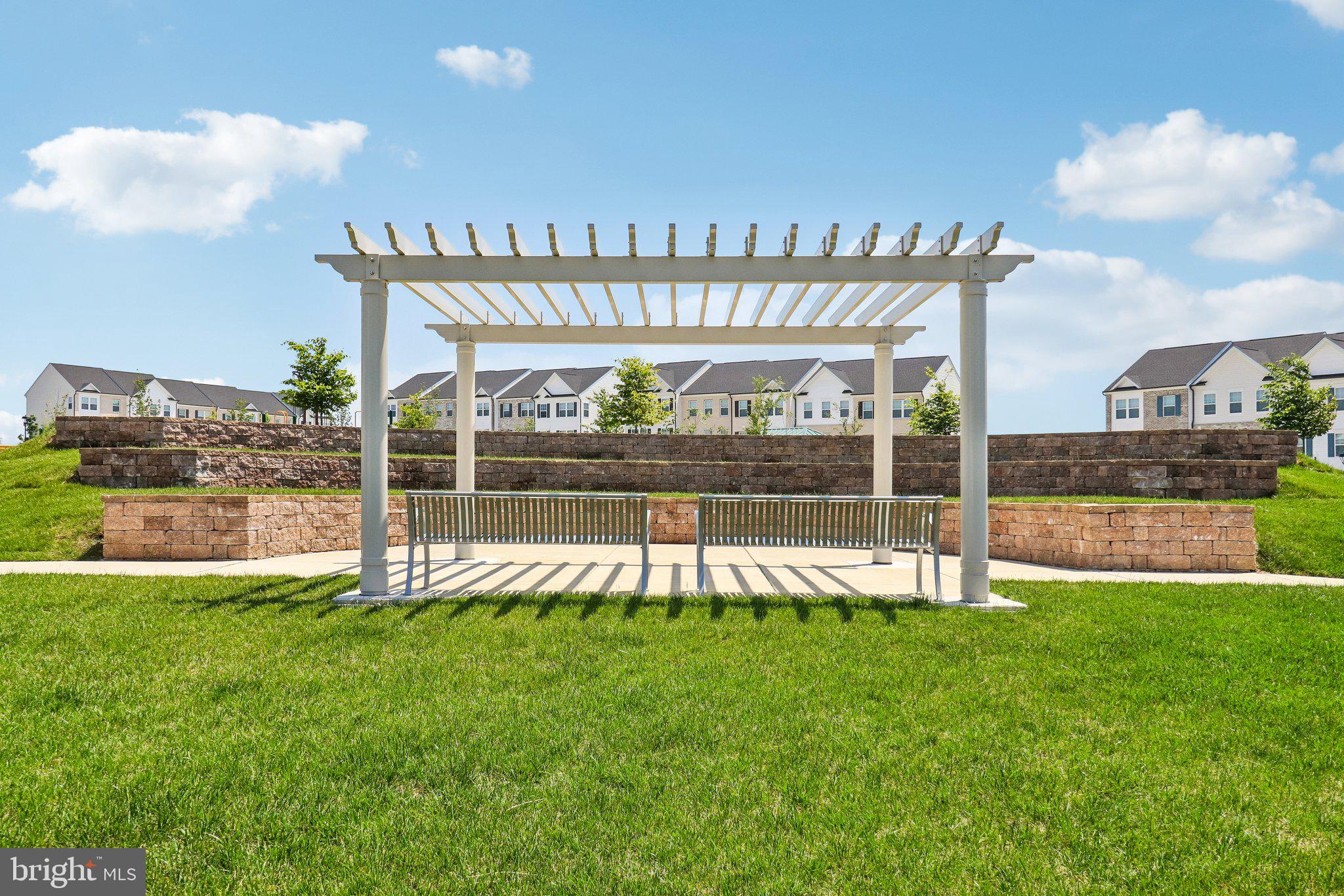 SPRING HILLS - Residential