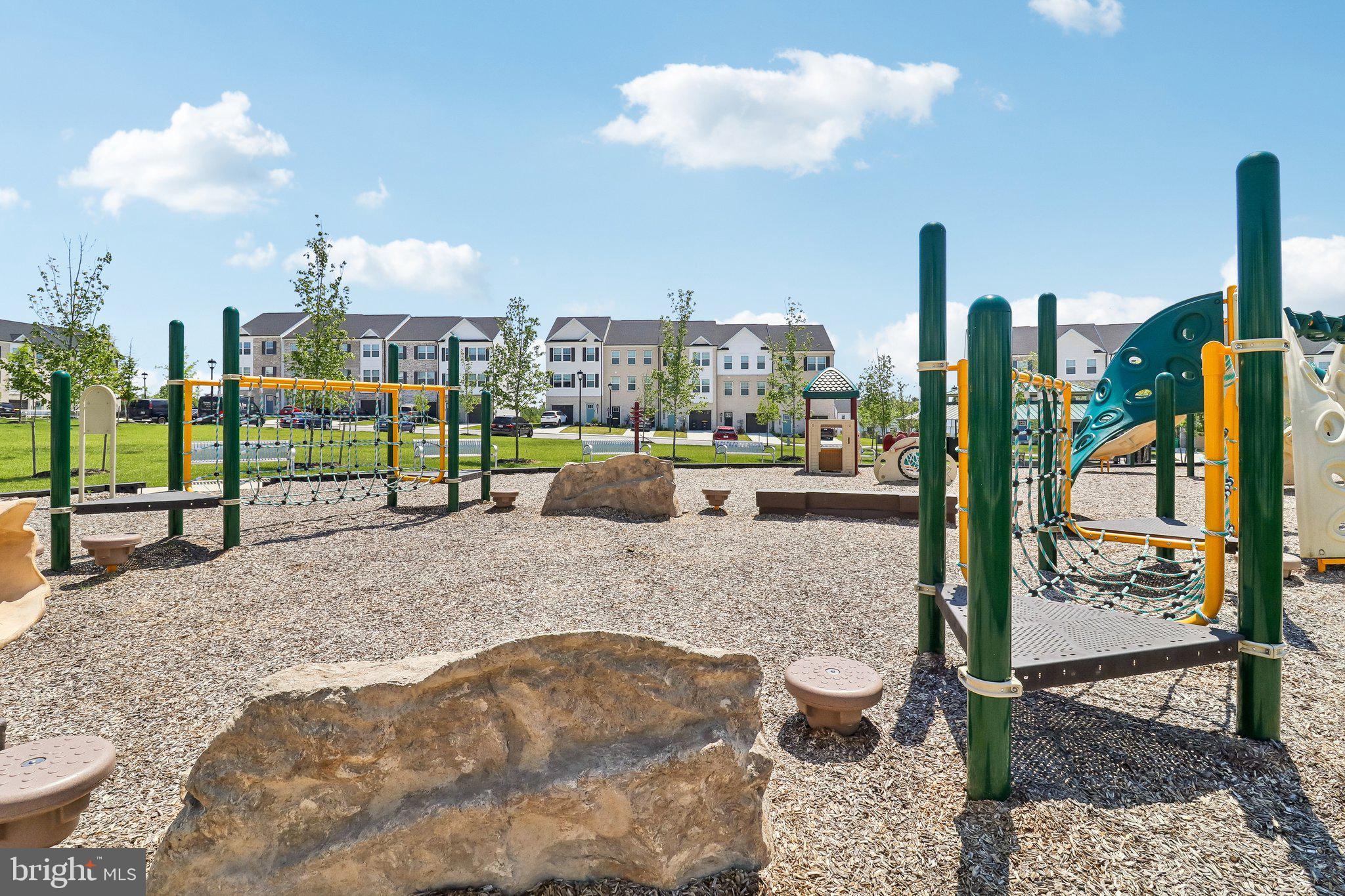 SPRING HILLS - Residential
