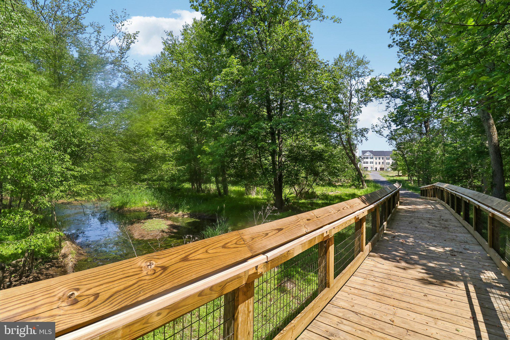 SPRING HILLS - Residential