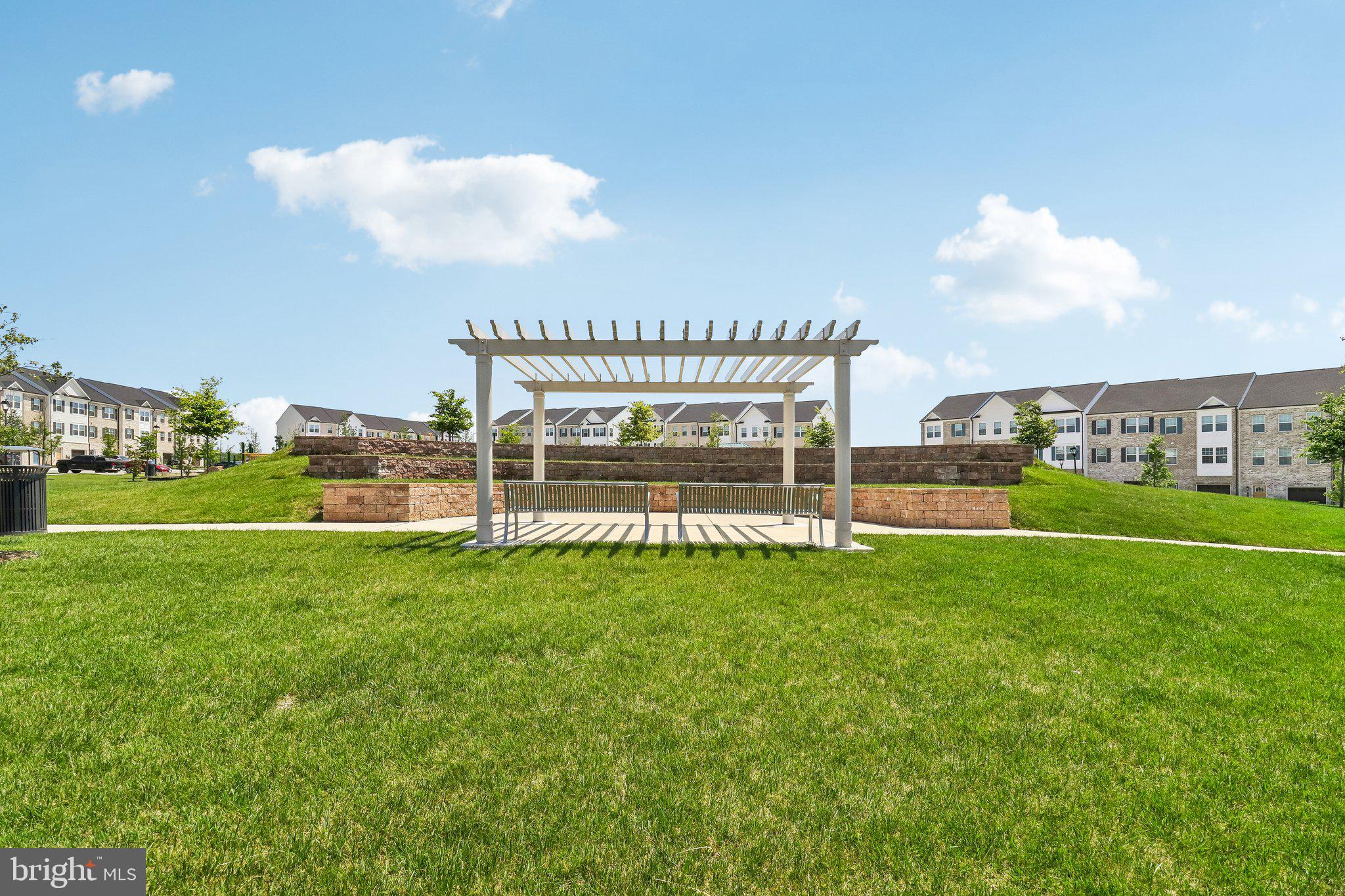 SPRING HILLS - Residential