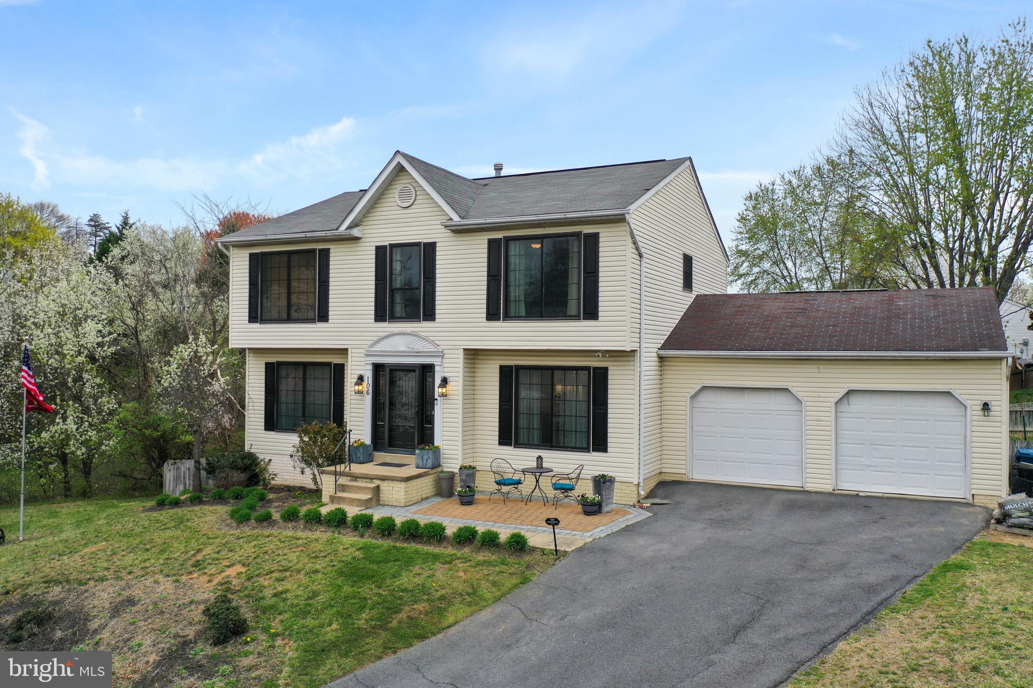 APPLE RIDGE - Residential