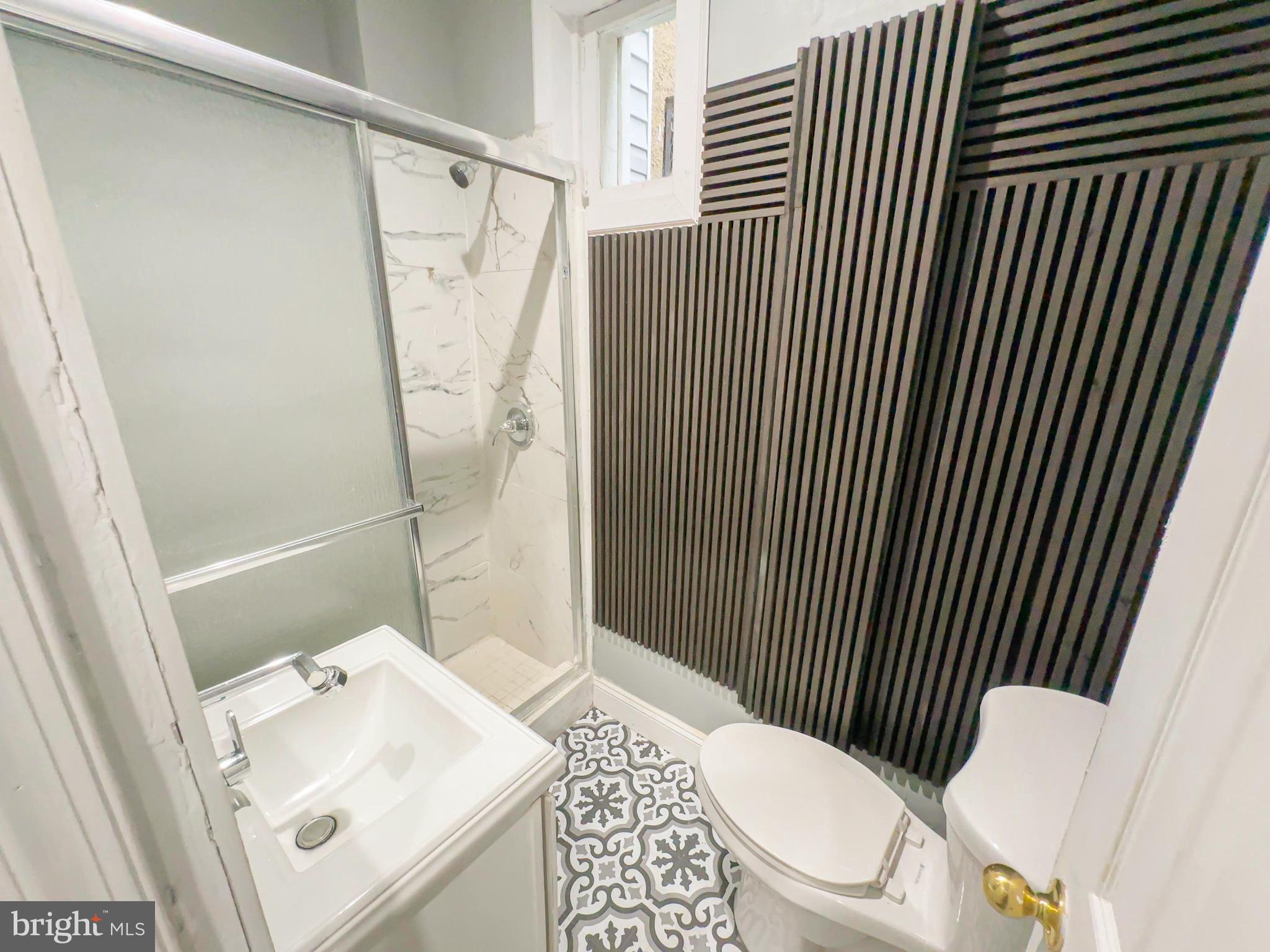MIDTOWN EDMONDSON - Residential