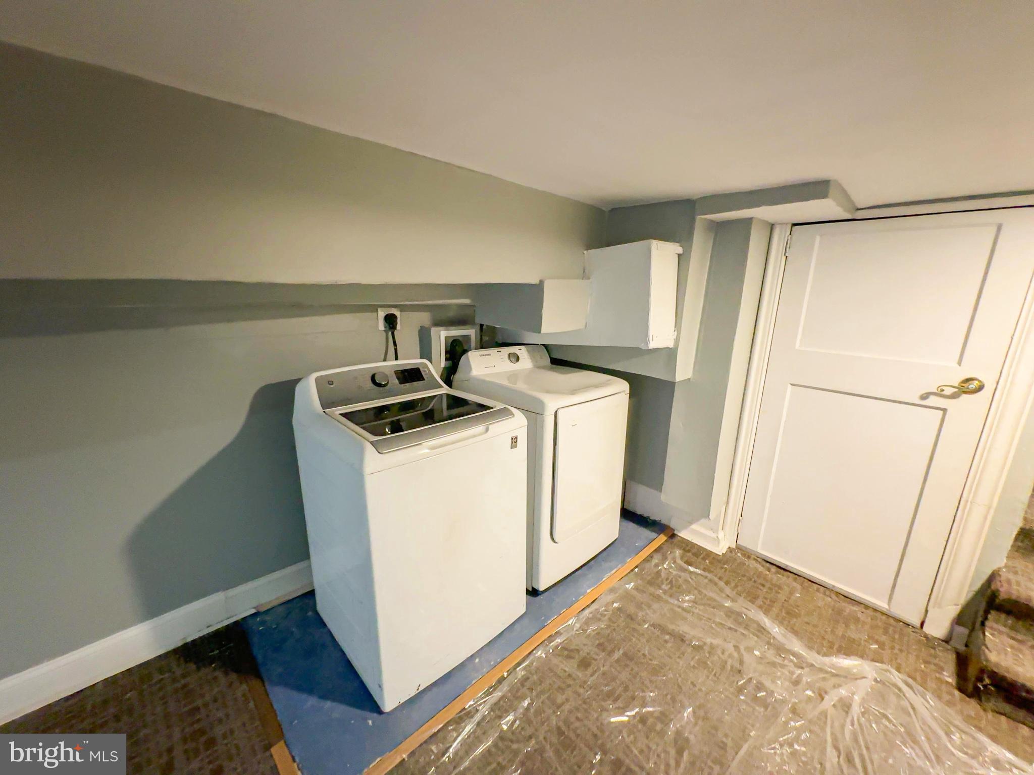 MIDTOWN EDMONDSON - Residential