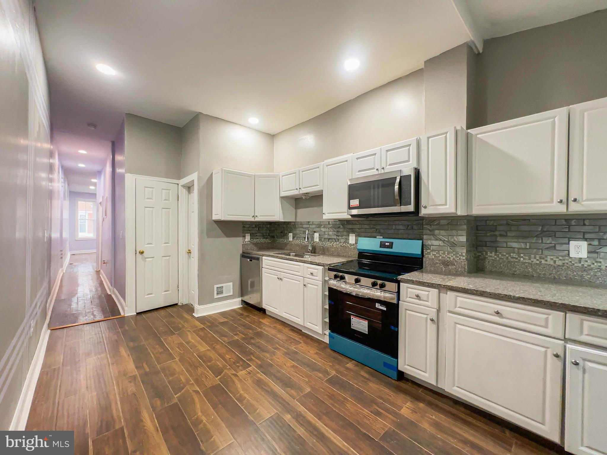 MIDTOWN EDMONDSON - Residential