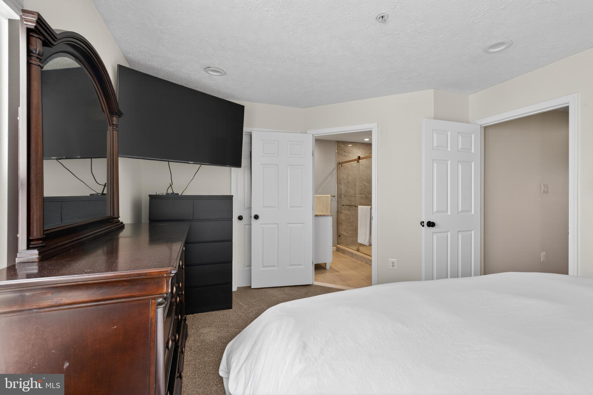 PERRY HALL FARMS - Residential