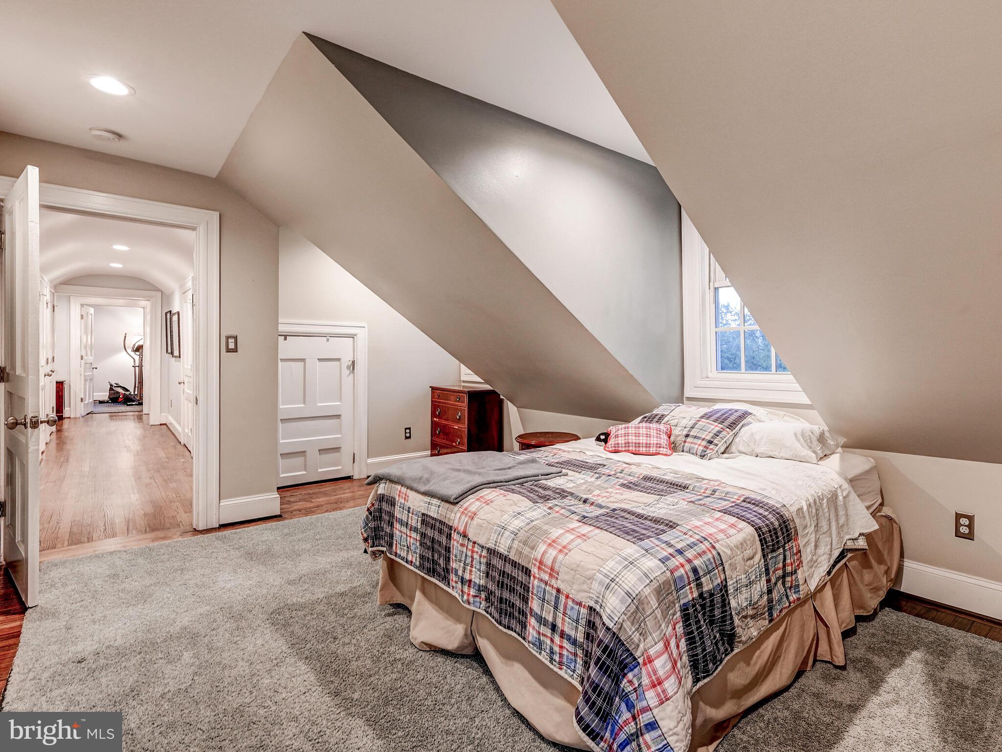 GREENSPRING VALLEY - Residential