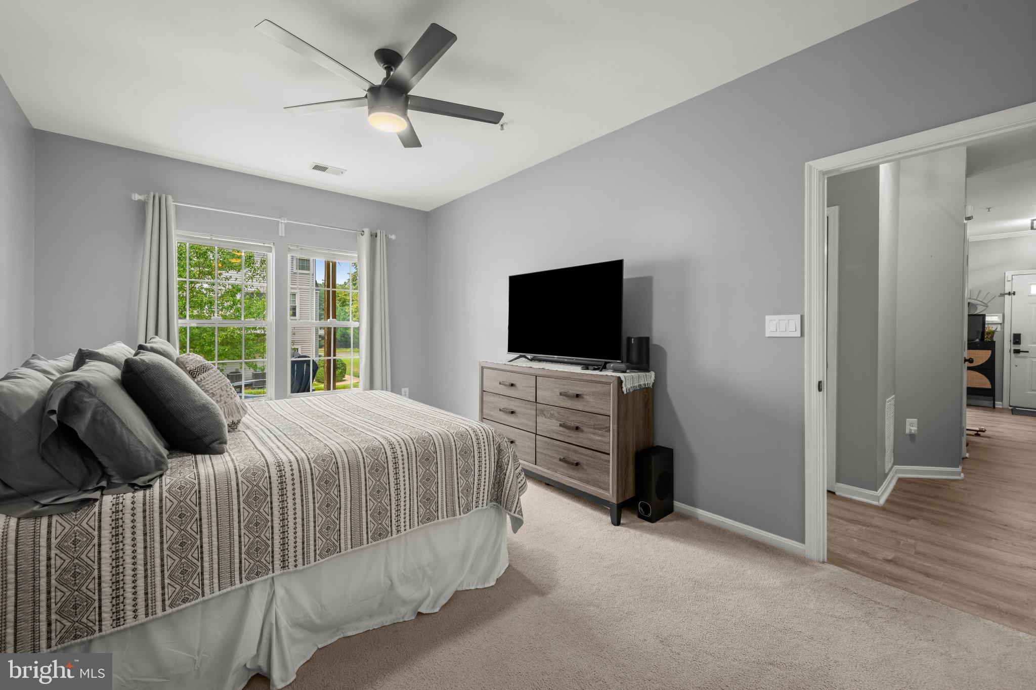CEDAR GROVE AT CROFTON - Residential