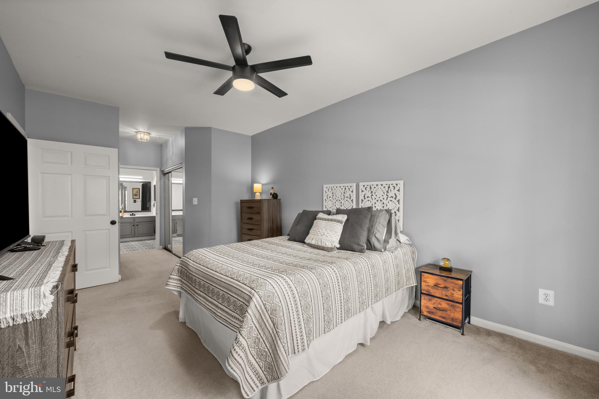 CEDAR GROVE AT CROFTON - Residential