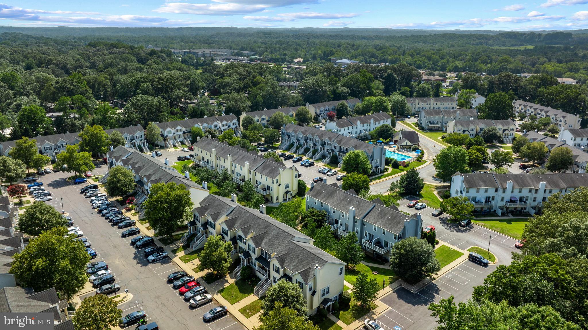 CEDAR GROVE AT CROFTON - Residential