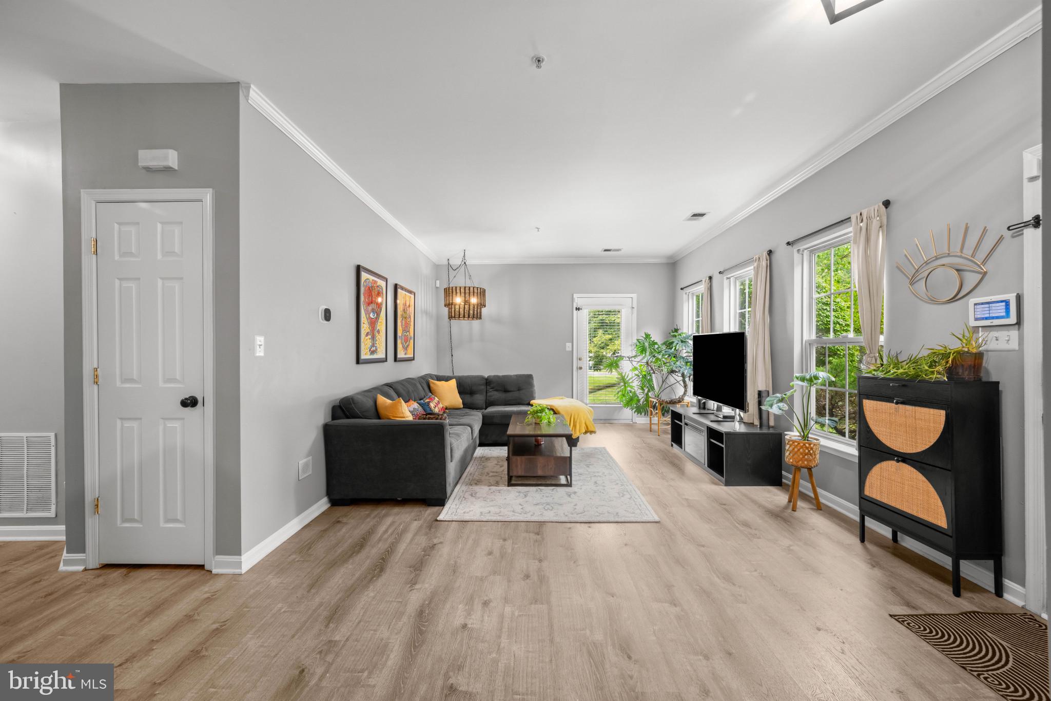 CEDAR GROVE AT CROFTON - Residential