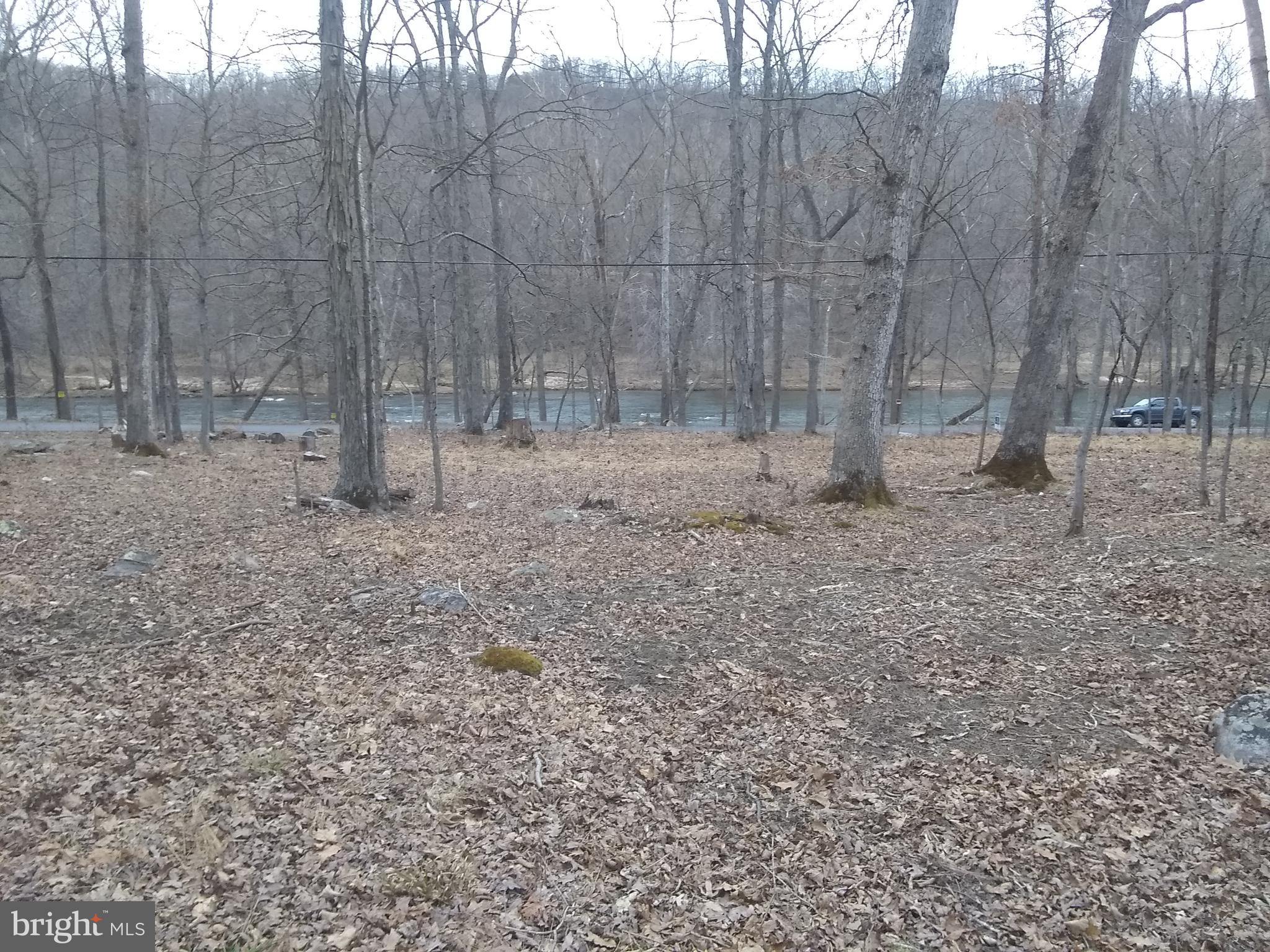 VOS MOUNTAIN - Land