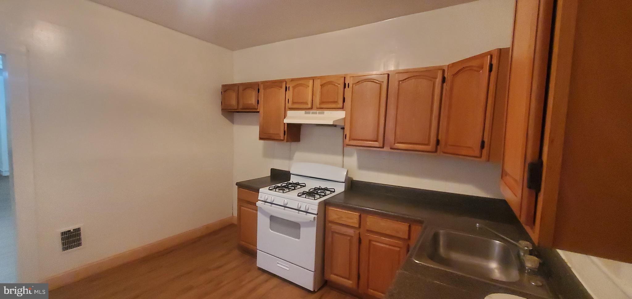 WEST PHILADELPHIA - Residential