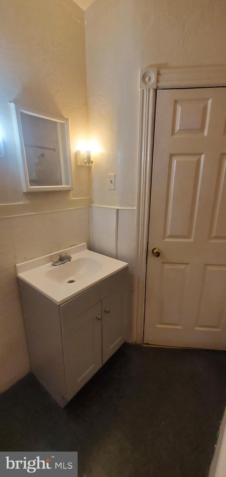 WEST PHILADELPHIA - Residential