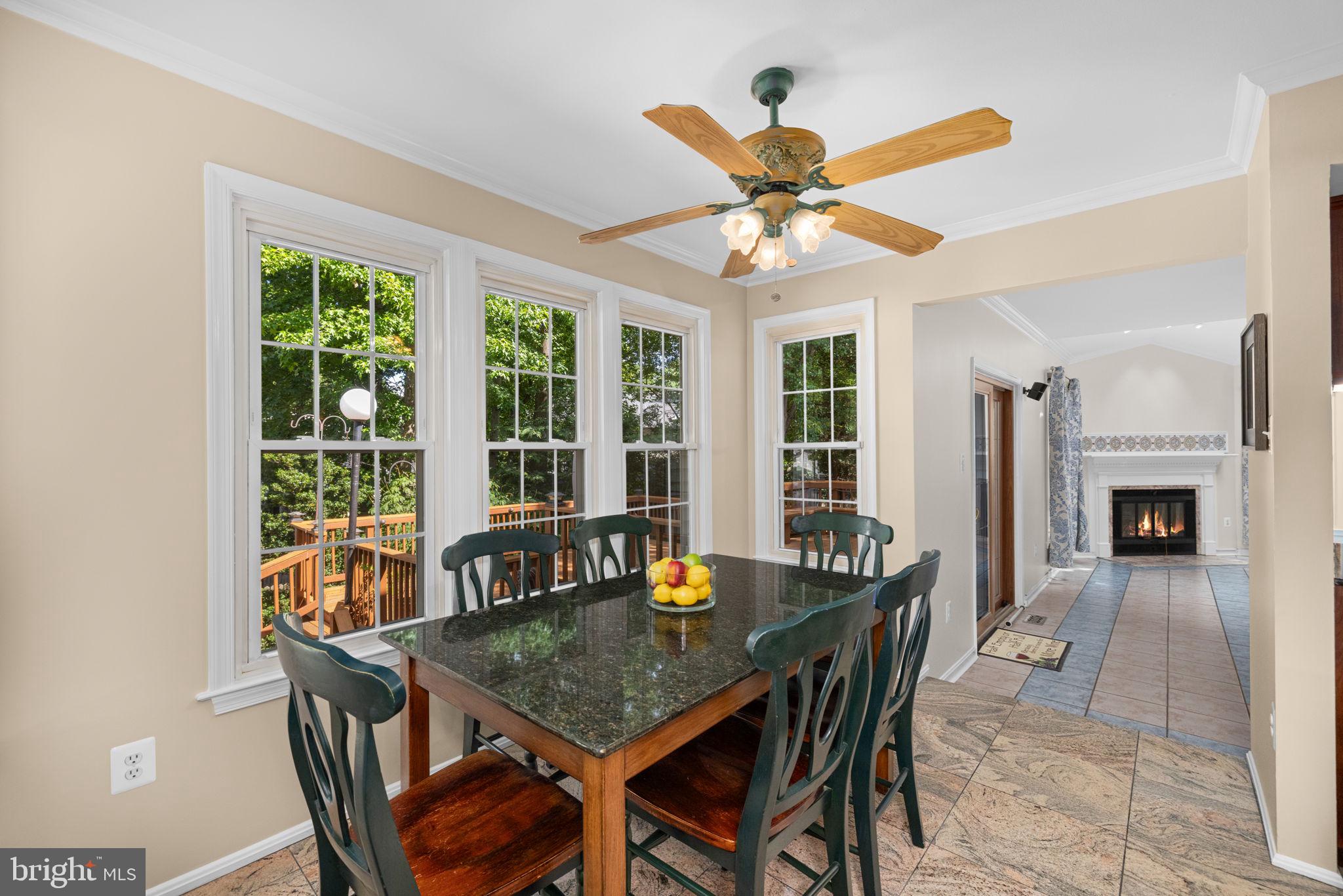 LONGWOOD KNOLLS - Residential