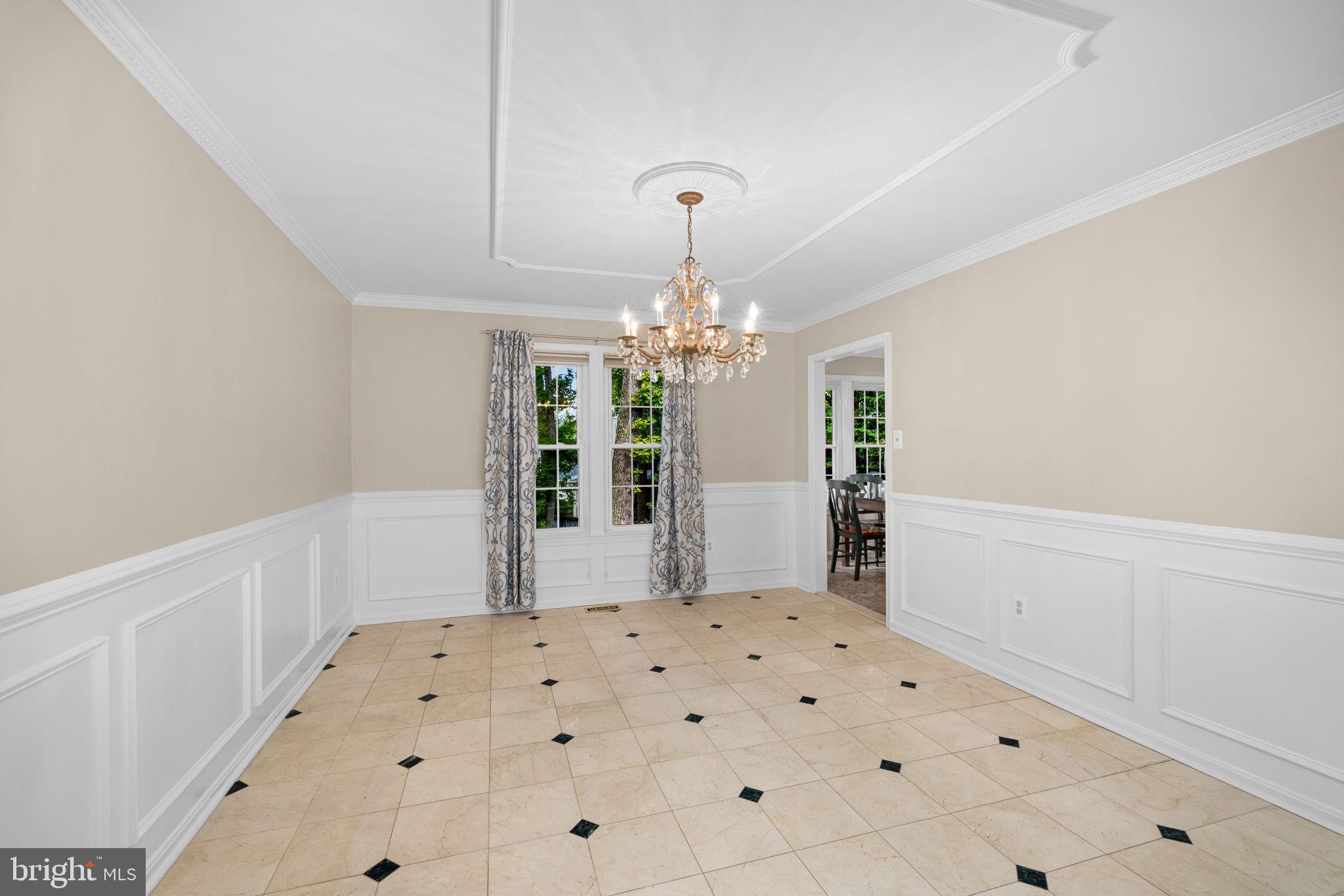 LONGWOOD KNOLLS - Residential