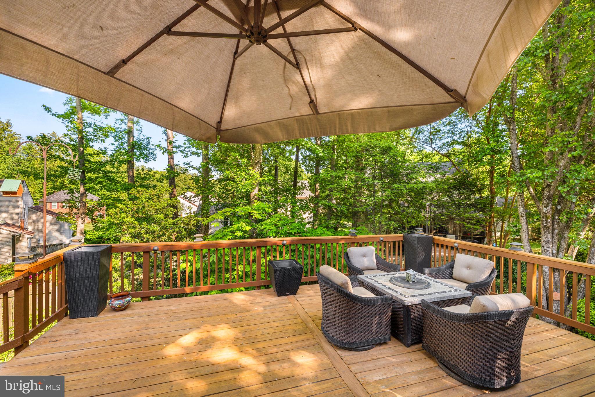 LONGWOOD KNOLLS - Residential