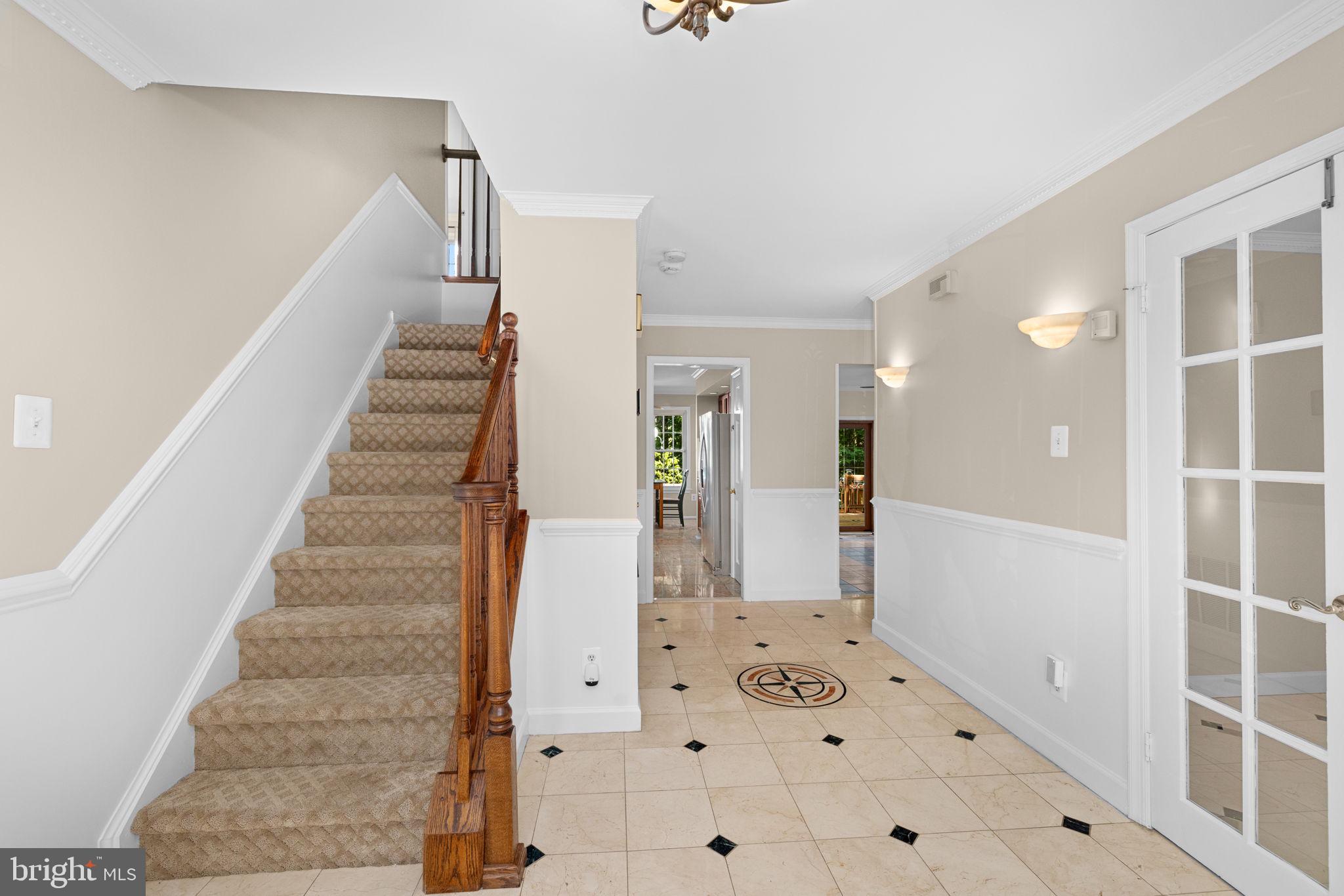 LONGWOOD KNOLLS - Residential