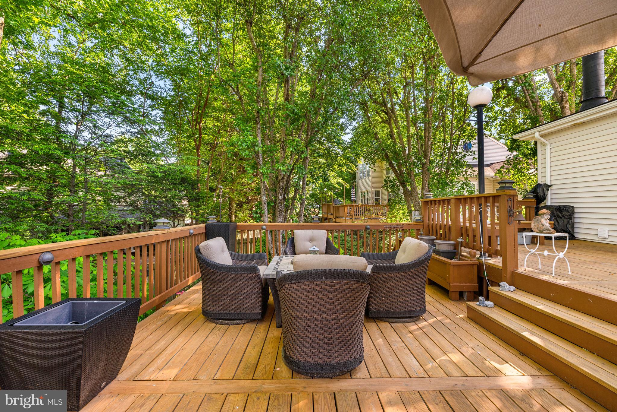 LONGWOOD KNOLLS - Residential