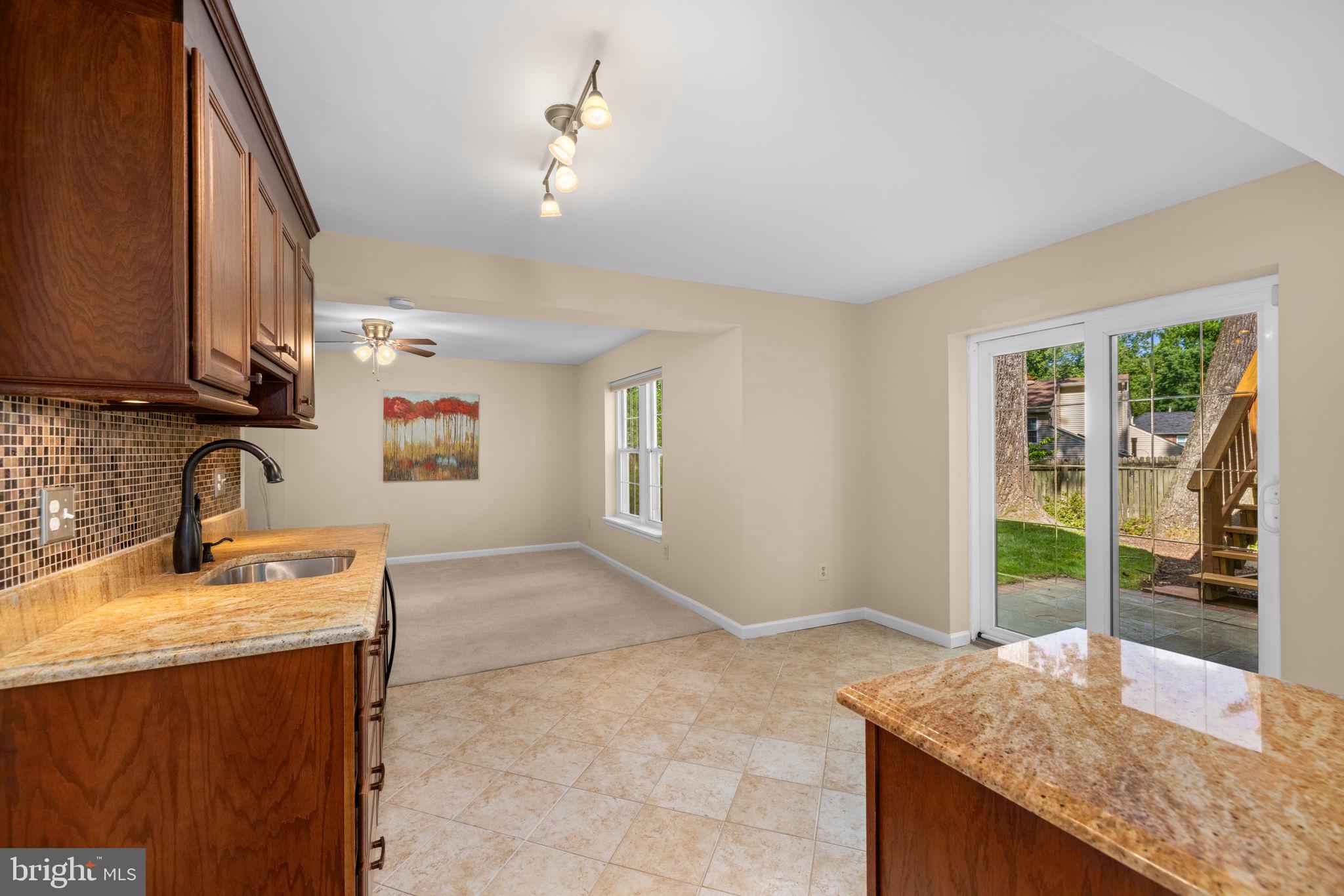 LONGWOOD KNOLLS - Residential