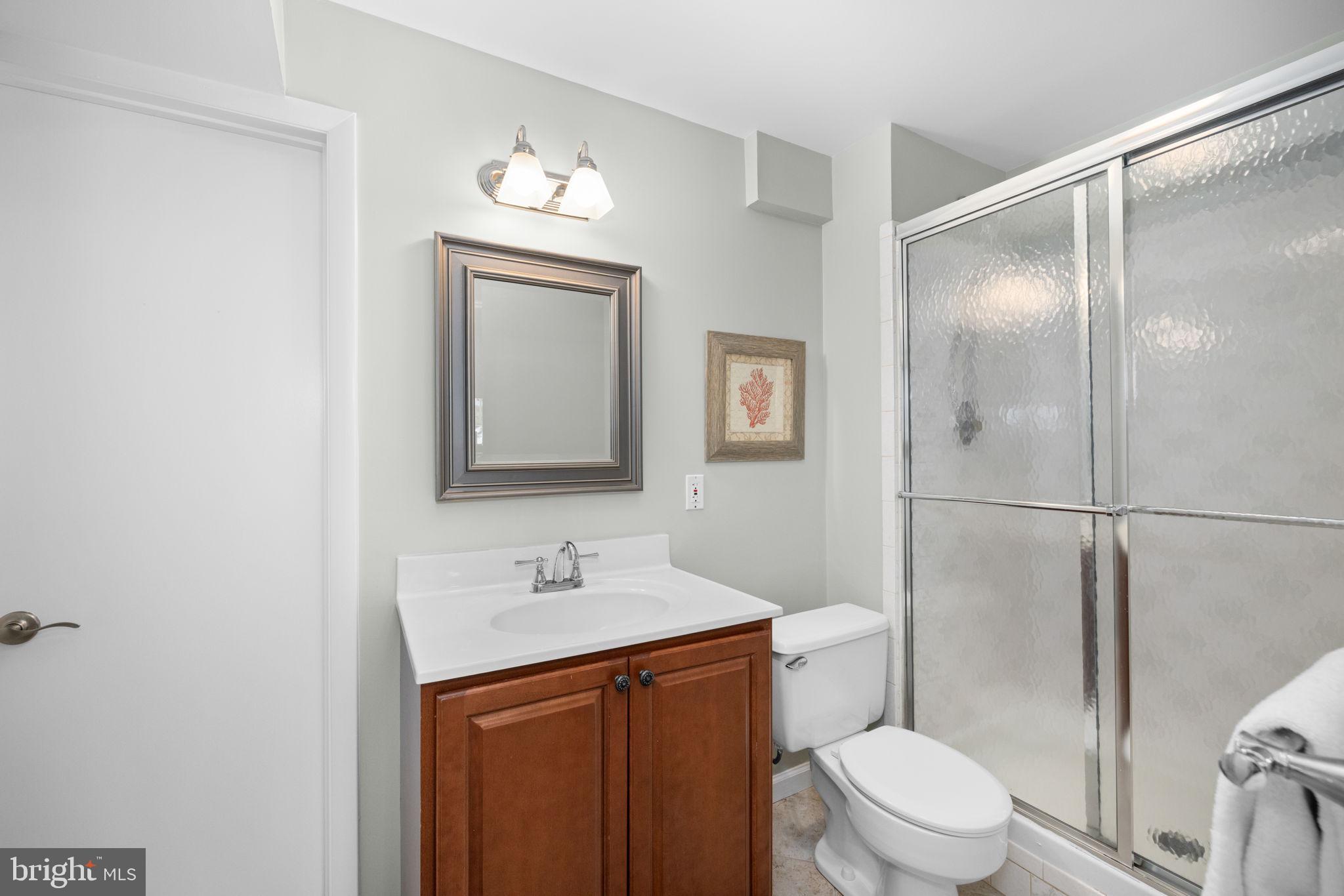 LONGWOOD KNOLLS - Residential
