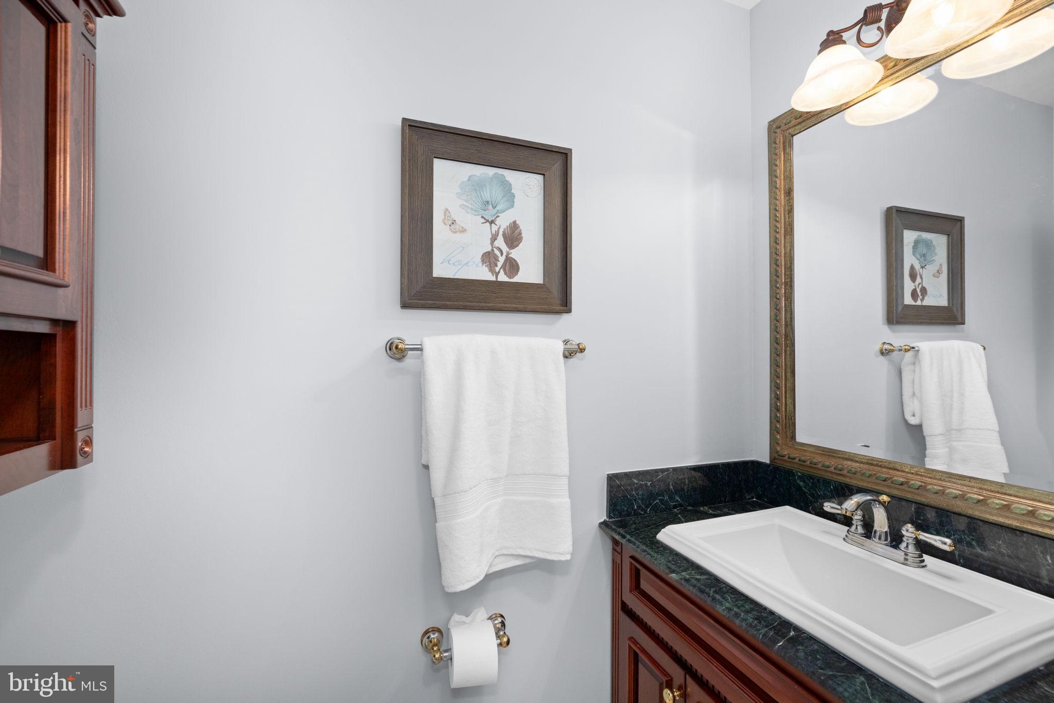 LONGWOOD KNOLLS - Residential