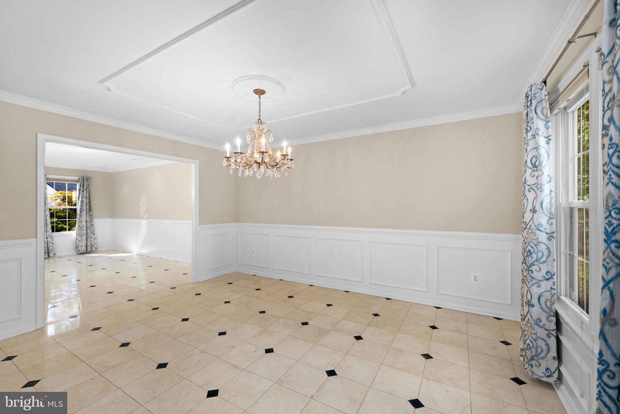 LONGWOOD KNOLLS - Residential