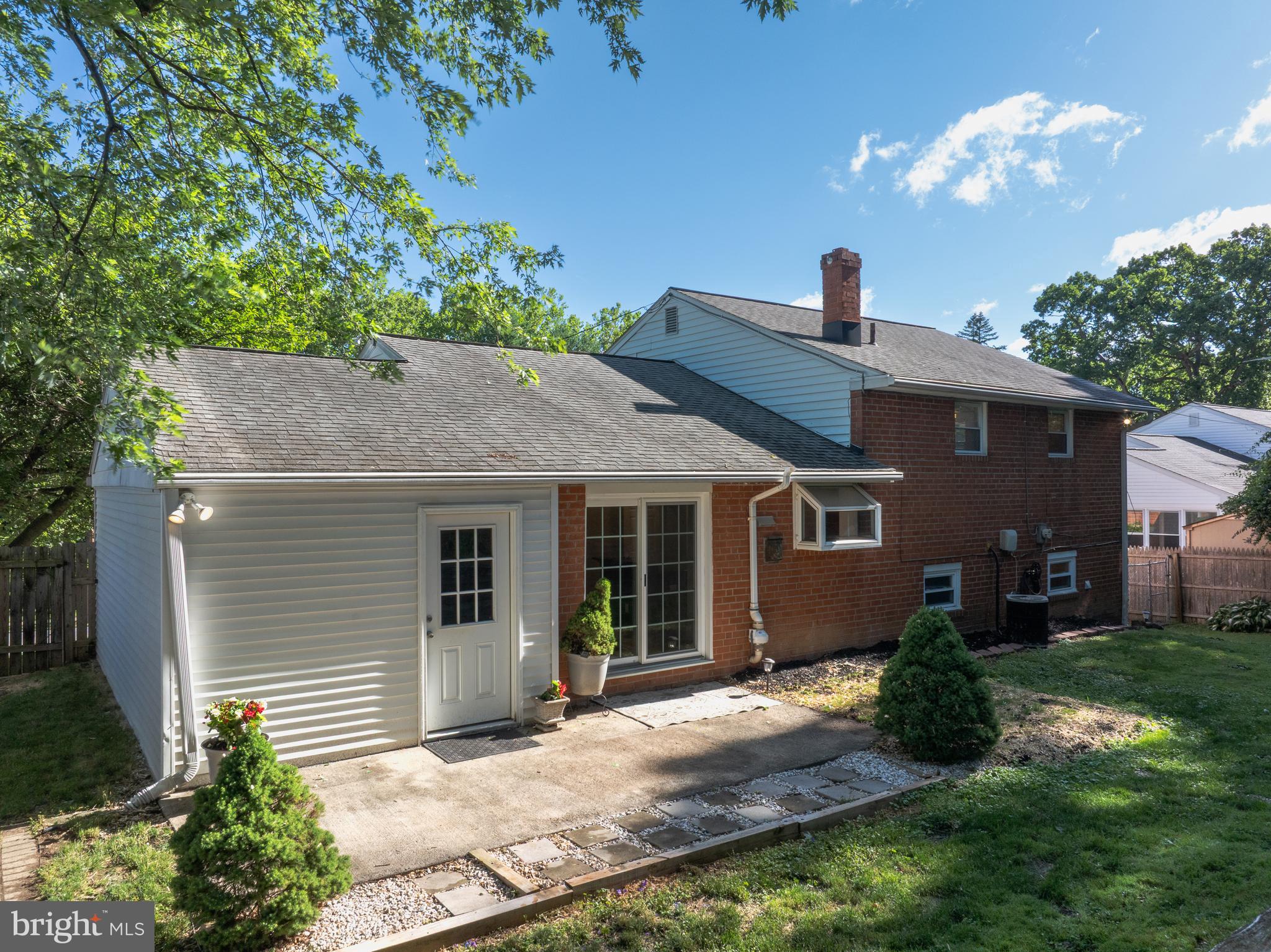 VALLEY FORGE ACRES - Residential
