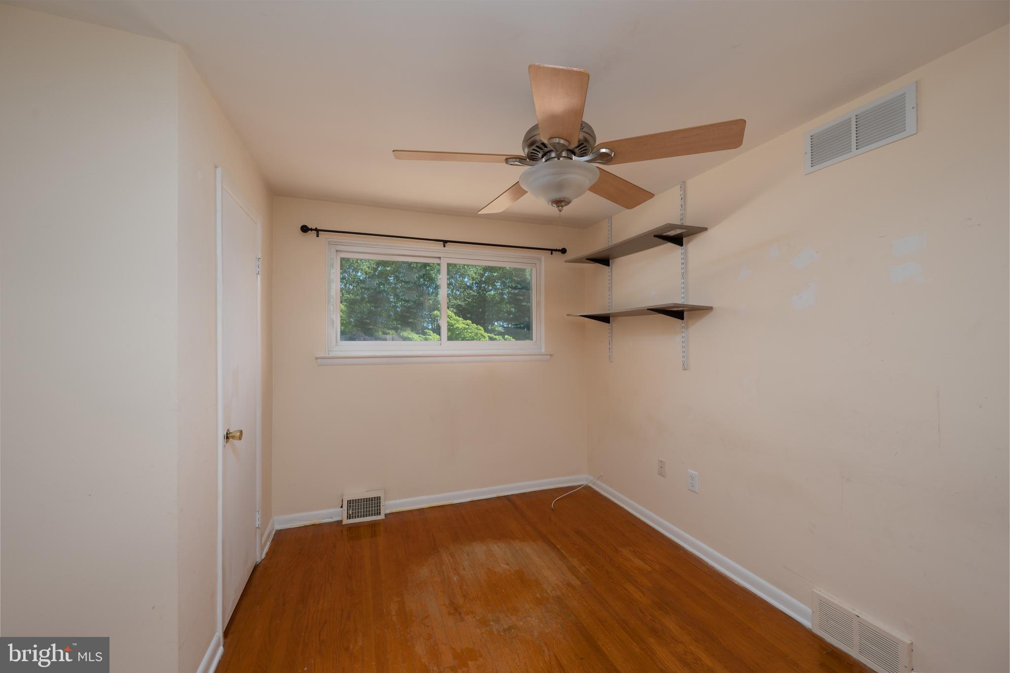 VALLEY FORGE ACRES - Residential