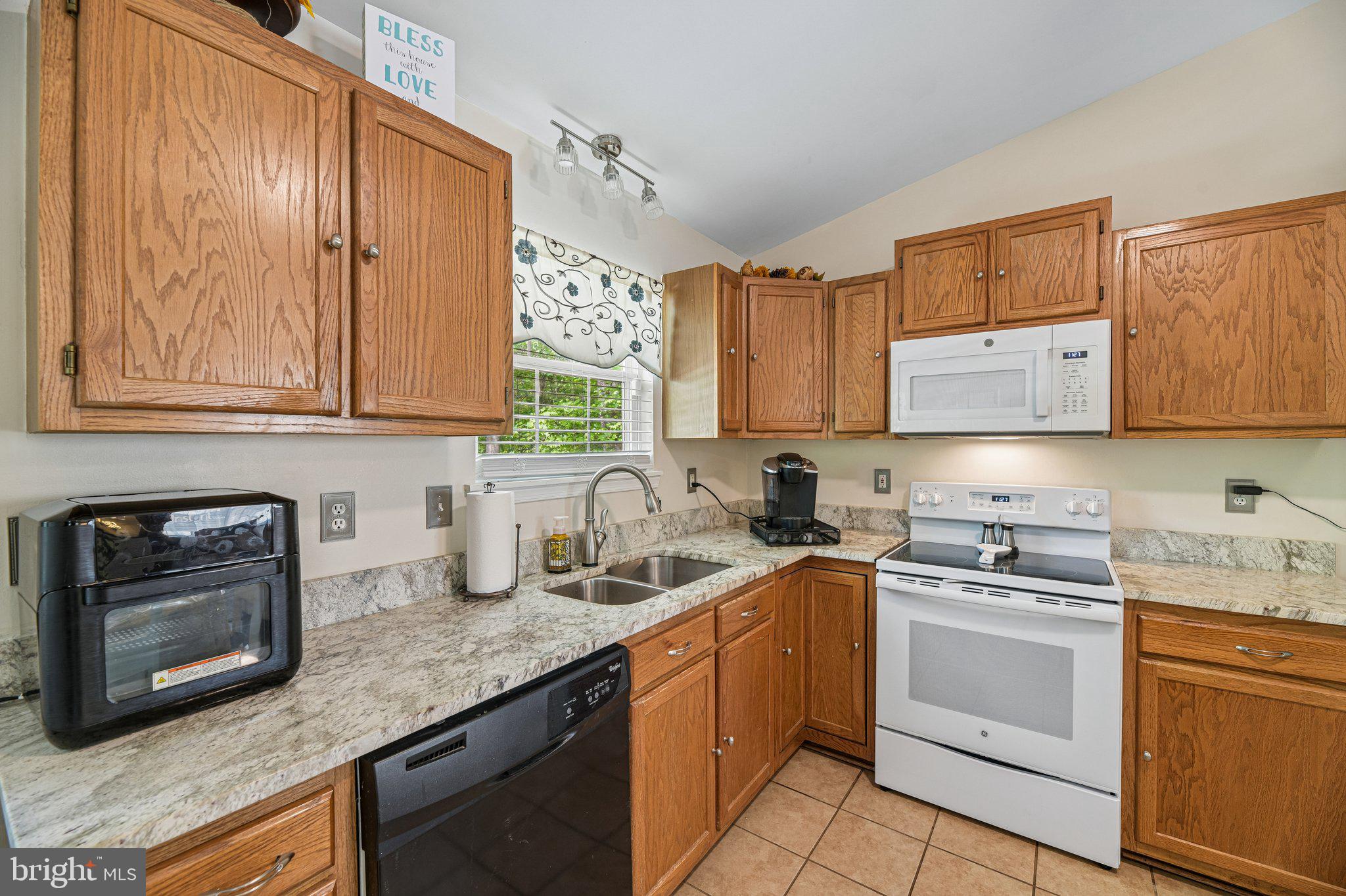 CHESAPEAKE RANCH ESTATES - Residential