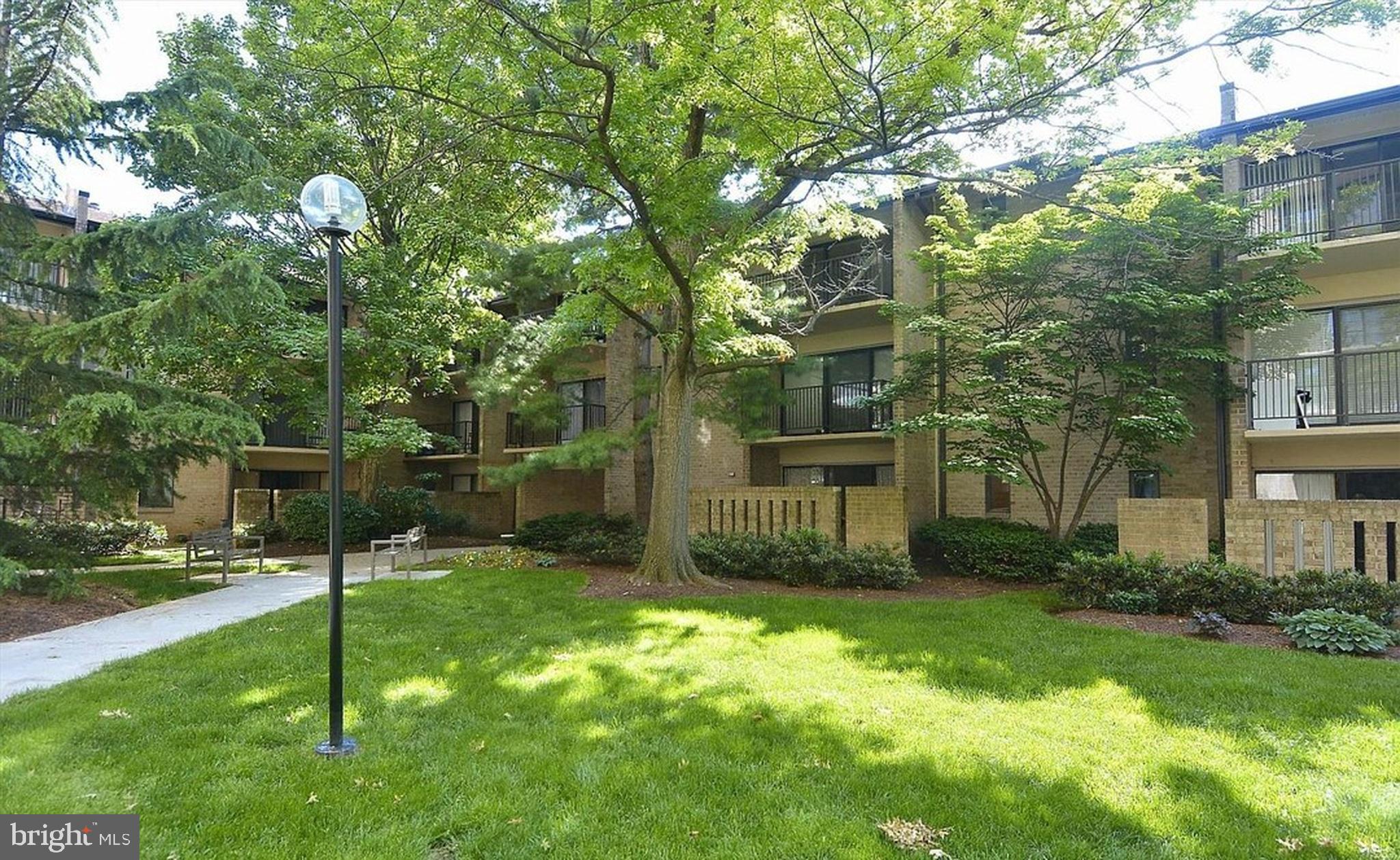 AMERICANA CENTRE - Residential