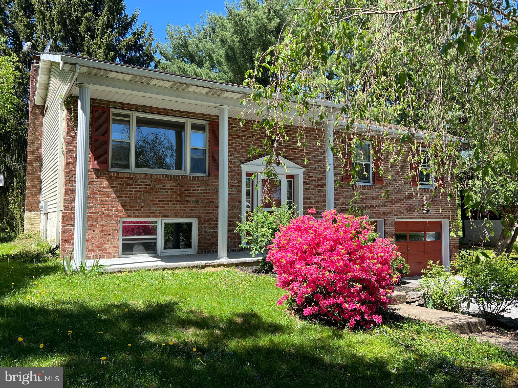 Welcome to this beautiful split-entry home with a charming brick front, ideally located just minutes from downtown State College, Penn State, and a nearby 
CATA bus stop. The upper level features three spacious bedrooms and two full baths, along with a recently remodeled kitchen, granite countertops and newer 
appliances(Refrigerator 2024,dishwasher 2024,Range 2024,Water heater 2024,Microwave 2025,Ceiling fan 2025),updated carpeting(2023). A bright dining area and sun-filled living room create a warm and inviting atmosphere. The lower level offers a spacious family room, an additional 
full bath, and a convenient laundry area—perfect for everyday living or entertaining. Outside, enjoy a fenced backyard filled with seasonal beauty. Each spring, 
the property comes alive with a stunning weeping cherry tree and vibrant tulips, followed by four colors of azaleas, Siberian irises, and roses. Throughout the 
summer, the backyard blooms with beautiful hibiscus, creating a private garden retreat. Complete with a two-car garage and flat driveway, this home offers the 
perfect blend of comfort, functionality, and location.