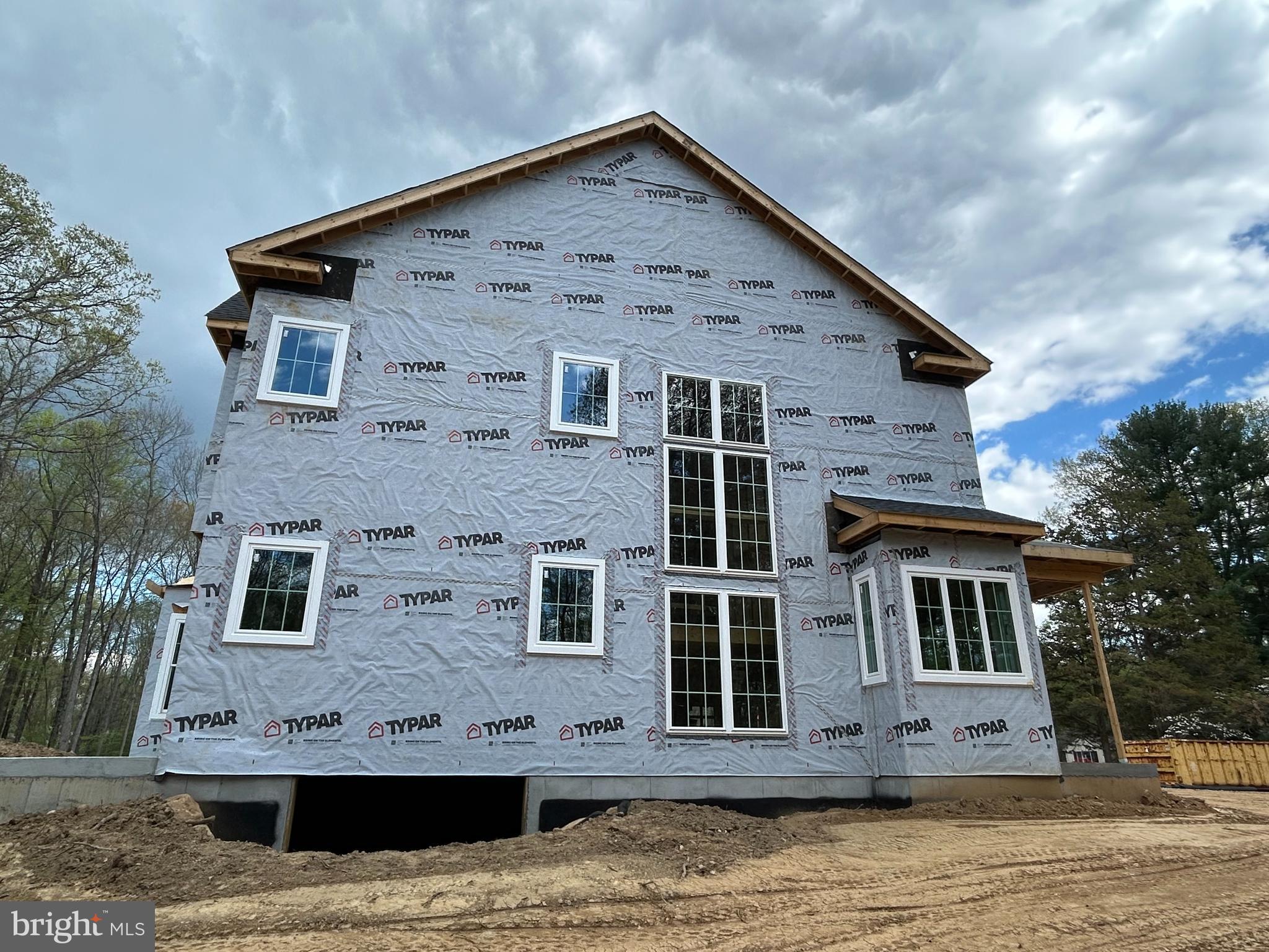 RADNOR HUNT - Residential