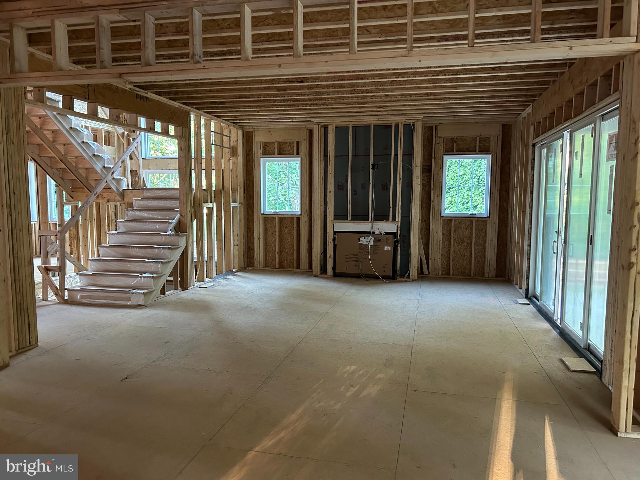 RADNOR HUNT - Residential
