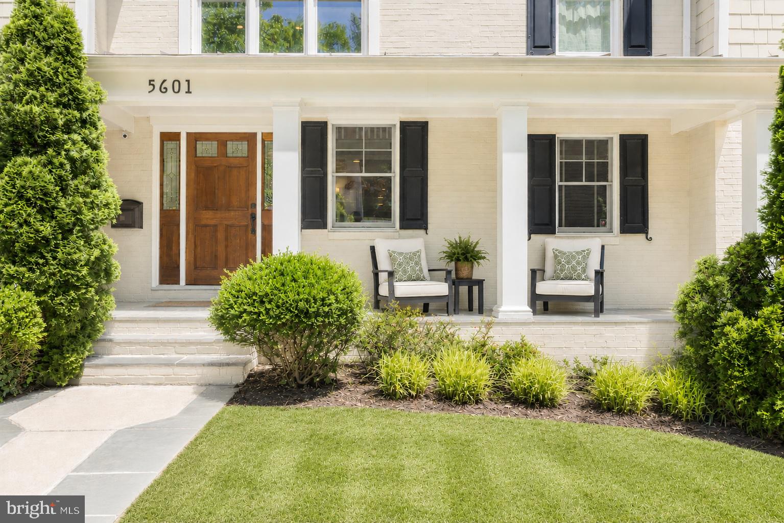 BRADLEY HILLS - Residential