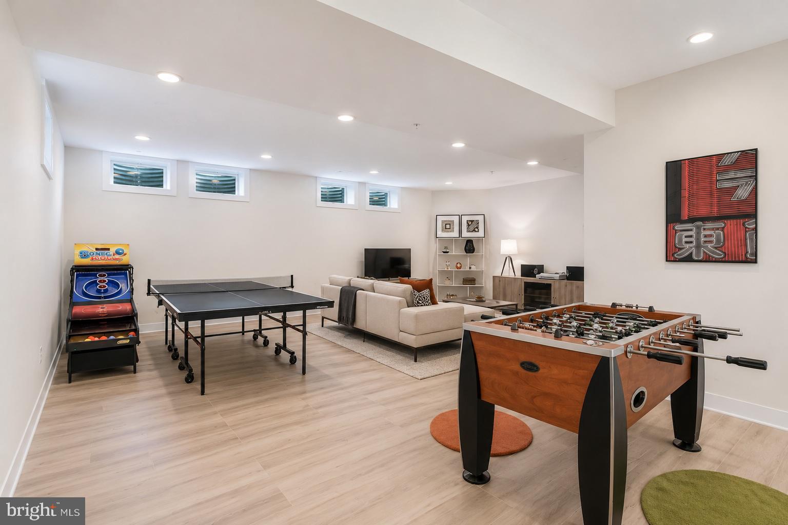 BRADLEY HILLS - Residential