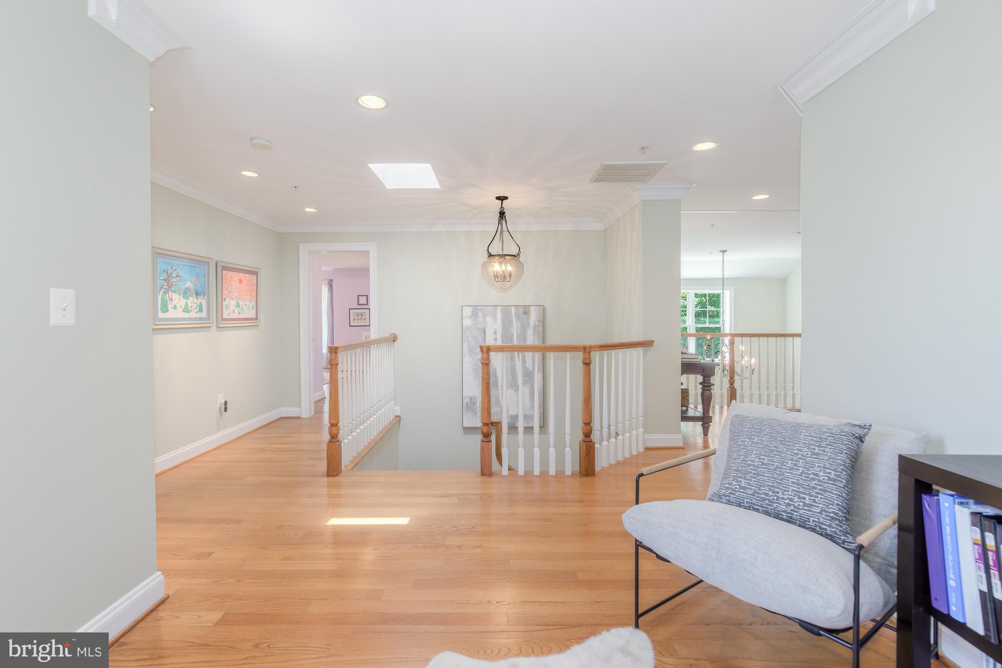 BRADLEY HILLS - Residential